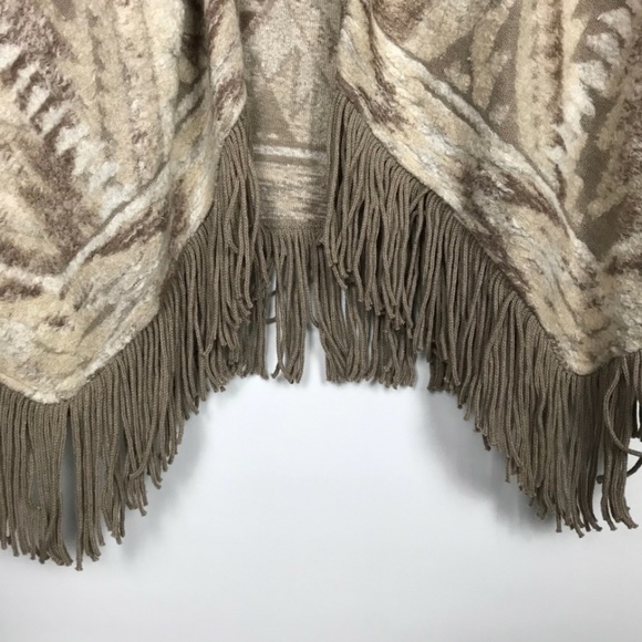 LuckyBrand Women Neutral Aztec OpenFront Fringe Cardigan Shawl Sweater Scarf XS - Picture 6 of 9